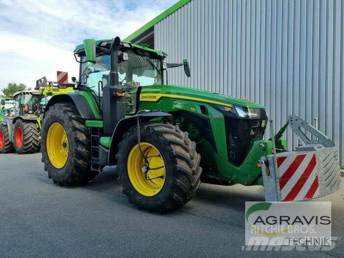 John Deere 8310 R Trattori