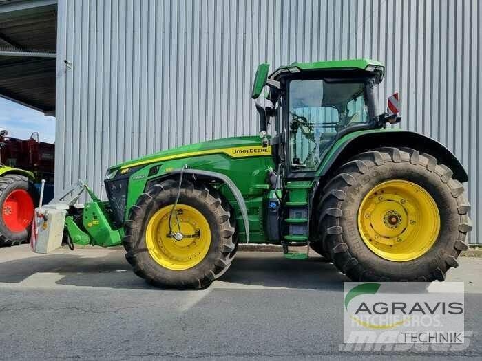 John Deere 8310 R Trattori
