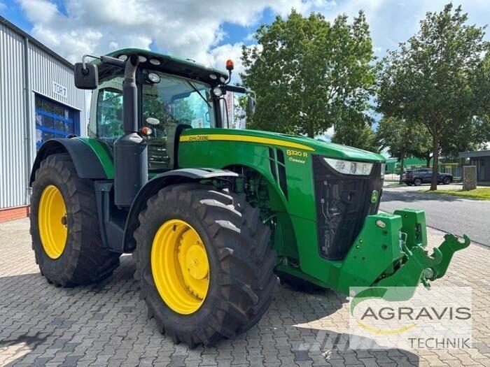 John Deere 8320 R Trattori