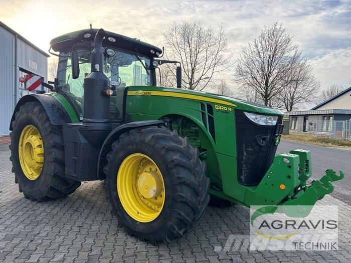 John Deere 8320 R Trattori