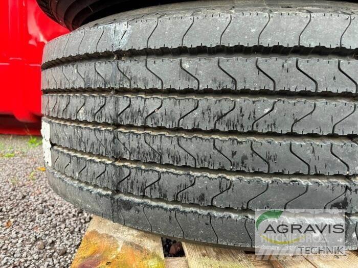  KR 425/65 R 22,5 Pneumatici, ruote e cerchioni