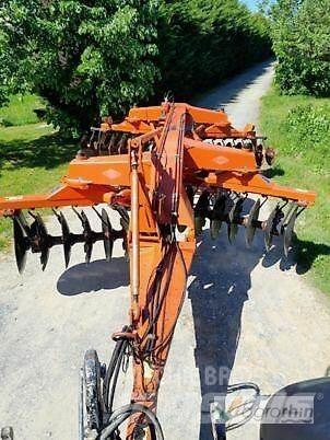 Kuhn XM32 Erpici