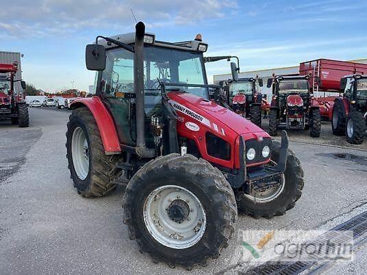 Massey Ferguson 5455 Trattori