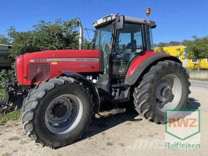 Massey Ferguson 8250-4 Trattori
