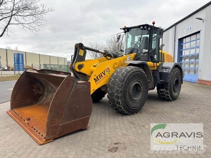 New Holland 921 G Pale gommate