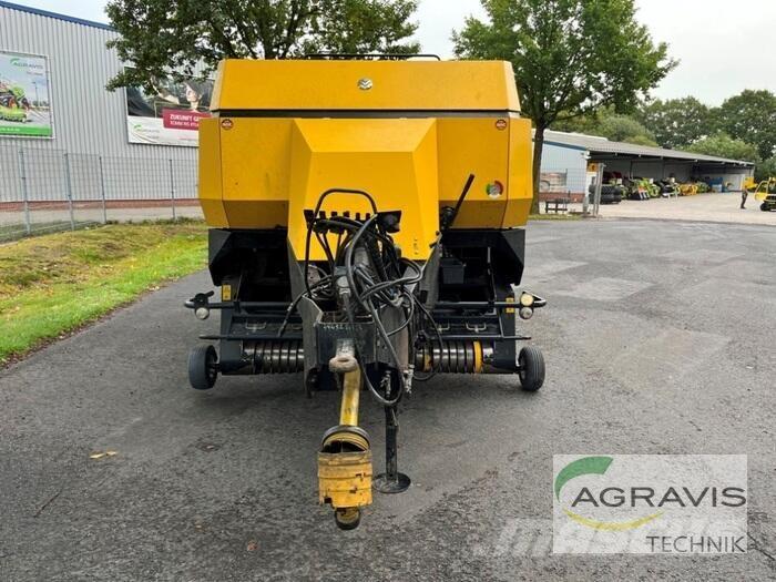 New Holland BB 940 Presse quadre