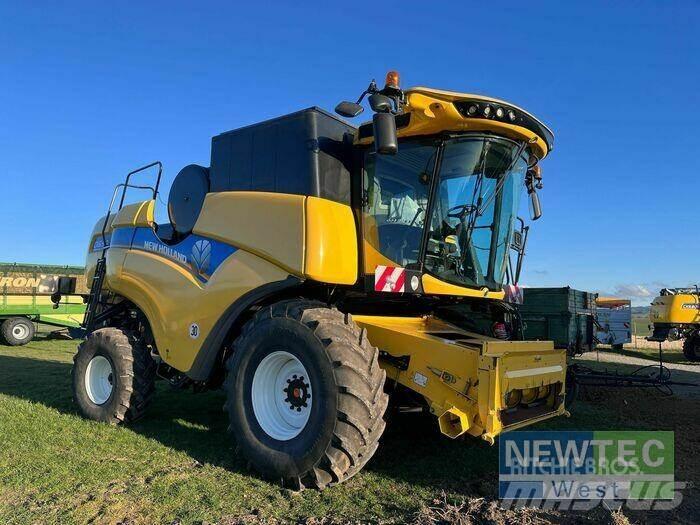 New Holland CX 6.90 Mietitrebbiatrici