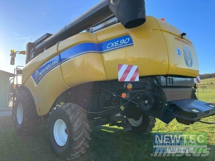 New Holland CX 6.90 Mietitrebbiatrici
