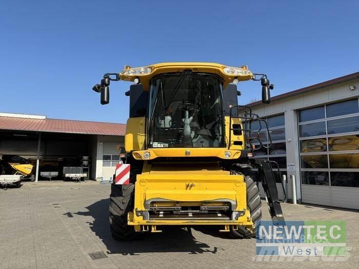 New Holland CX 8060 Mietitrebbiatrici