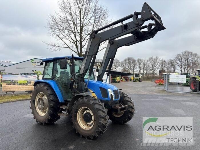 New Holland TLA 100 Trattori
