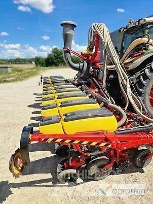 Väderstad TEMPO V11 Perforatrici