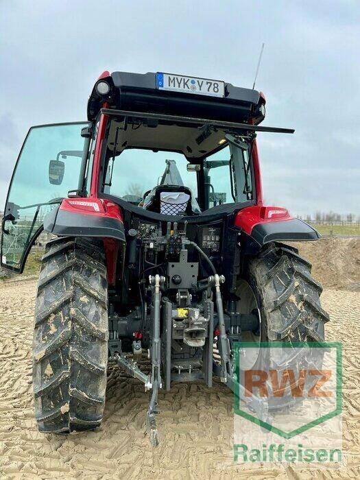 Valtra A75 Trattori