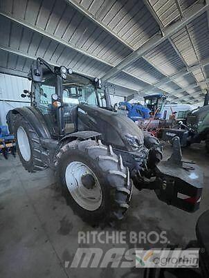 Valtra G125 Trattori