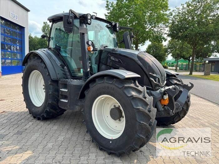 Valtra N 135 D 2B1 Trattori