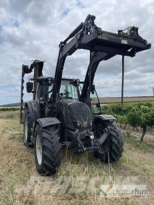 Valtra N134 ACTIVE Trattori