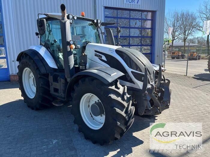 Valtra T 214 D Trattori