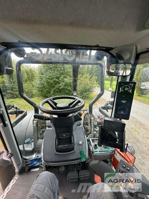 Valtra T 235 D 2A1 Trattori