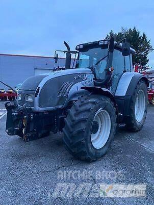 Valtra T172 HITECH Trattori