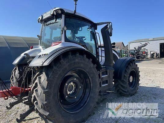 Valtra T215A Trattori