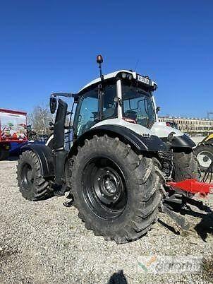 Valtra T215A Trattori