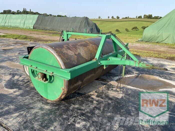  Wiesenwalze geteilt Rulli compressori