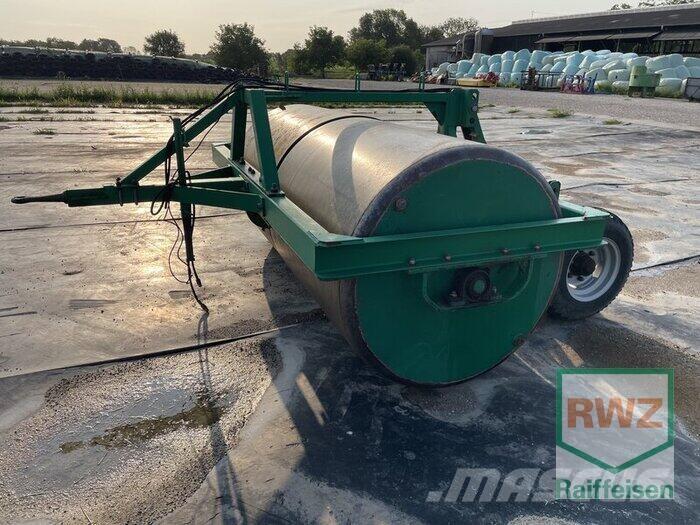 Wiesenwalze geteilt Rulli compressori