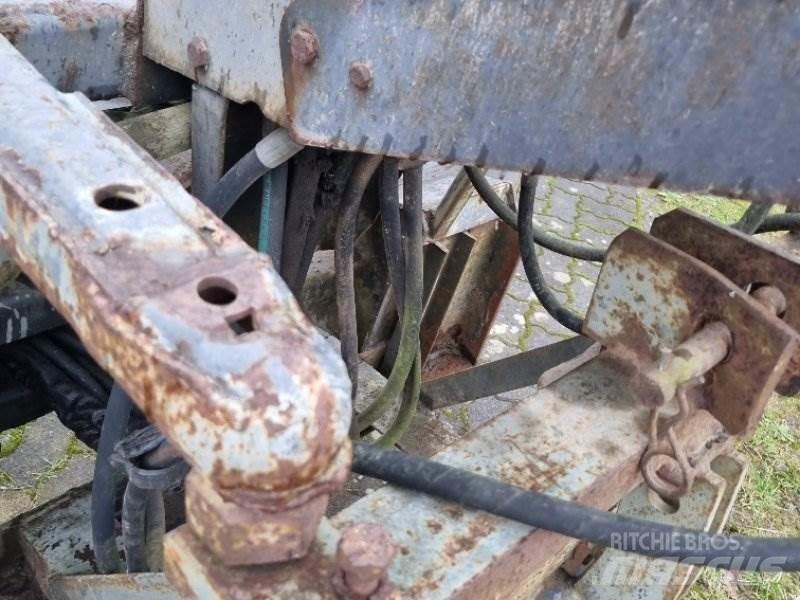  Bagger Escavatori gommati