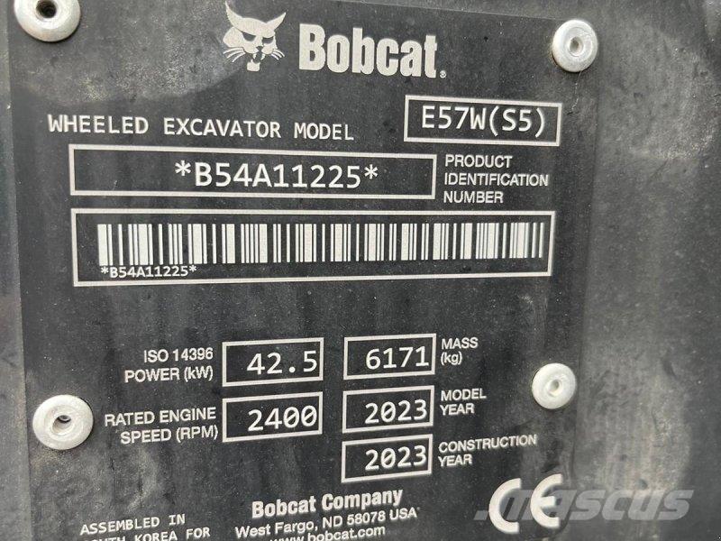 Bobcat E57W Escavatori gommati