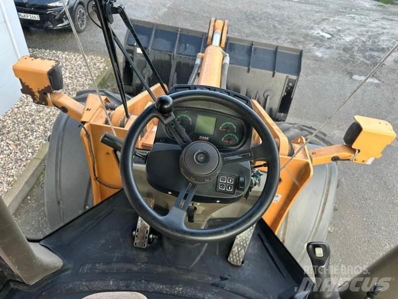 CASE 721 E Pale gommate