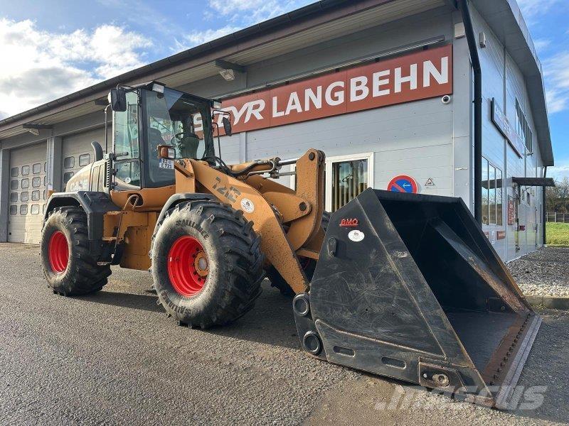 CASE 721 E Pale gommate