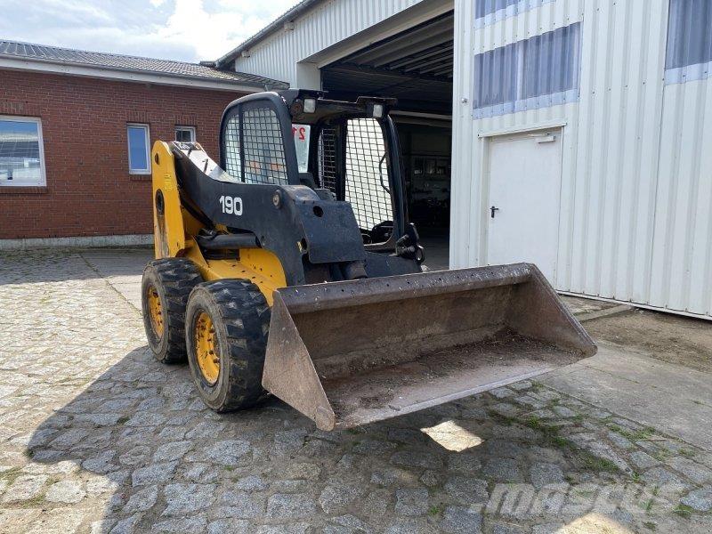 JCB Robot 190 Mini Pale Gommate