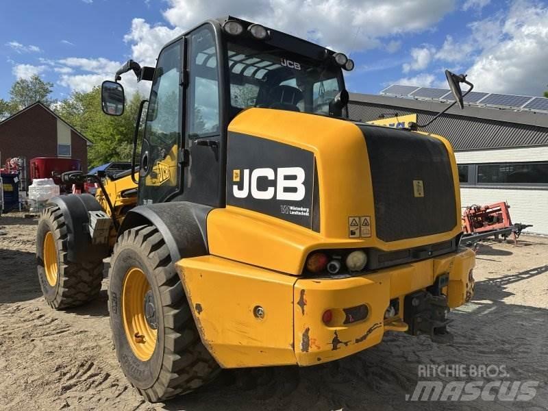 JCB TM 320 S Pale gommate