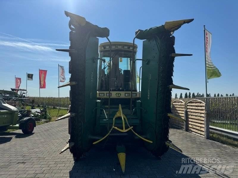 Krone BIG X V8 Falciatrinciatrici