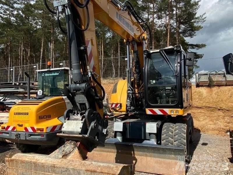 Liebherr A 916 Escavatori gommati