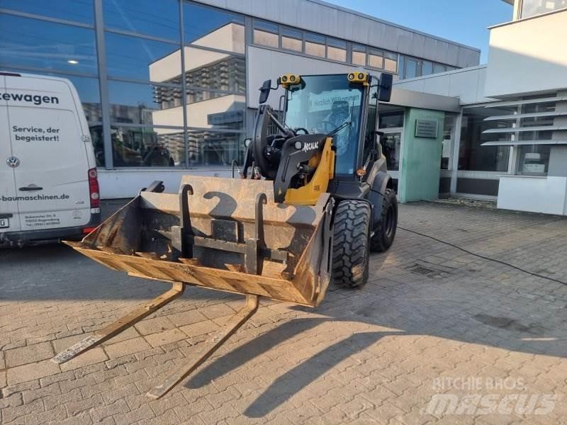 Mecalac AS 850 Pale gommate