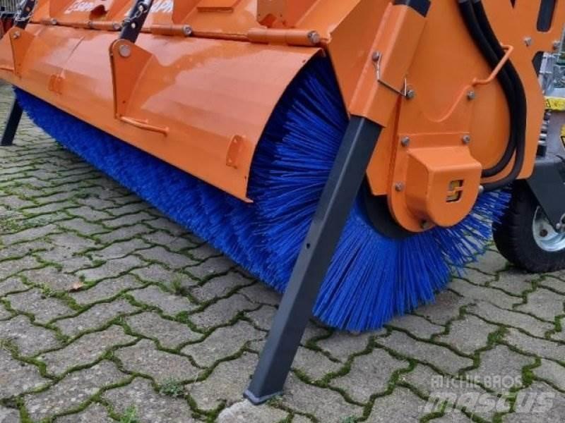 Saphir SKM 28 Spazzatrici