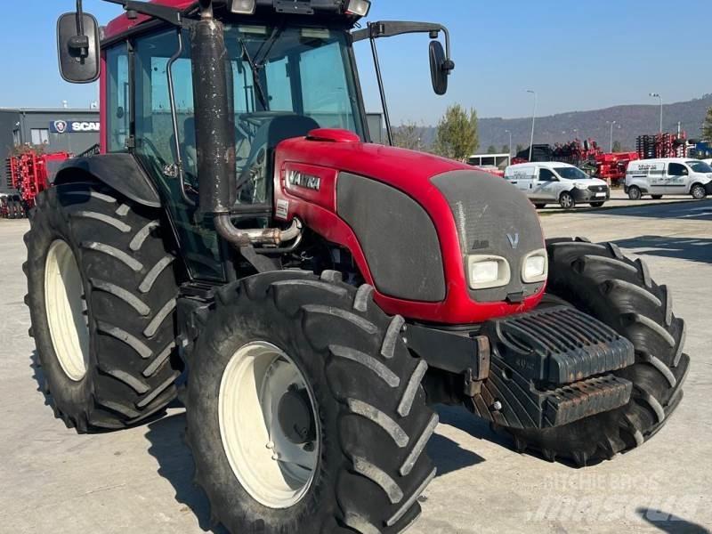 Valtra A93 H Trattori