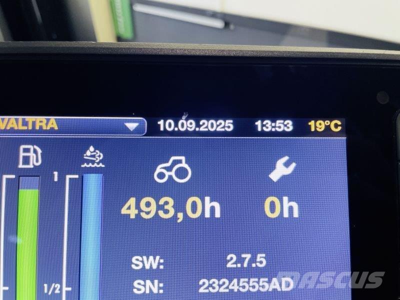 Valtra T215D Trattori