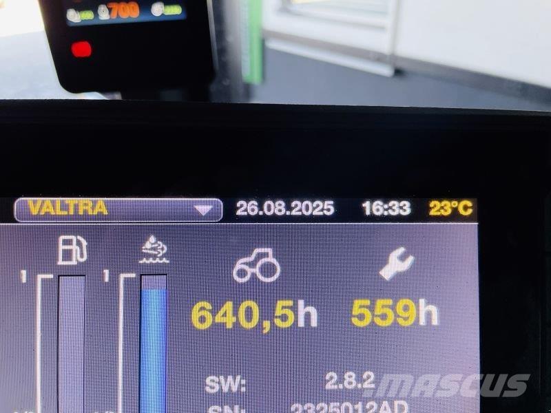 Valtra T215D Trattori