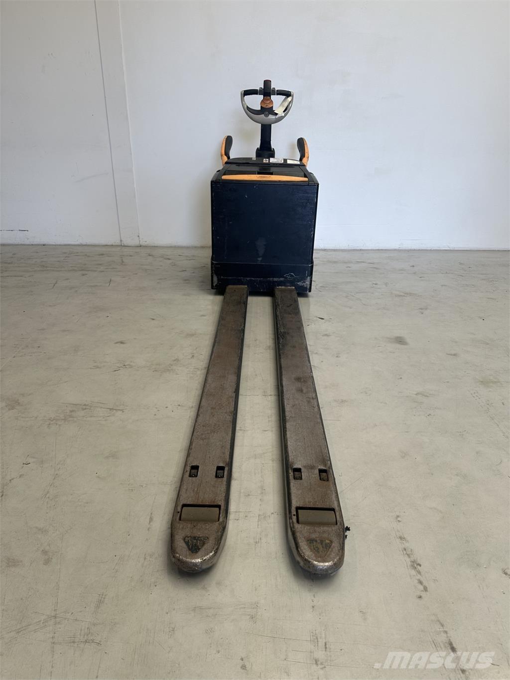 Crown WT3040 Carrelli elevatori bassi a piattaforma