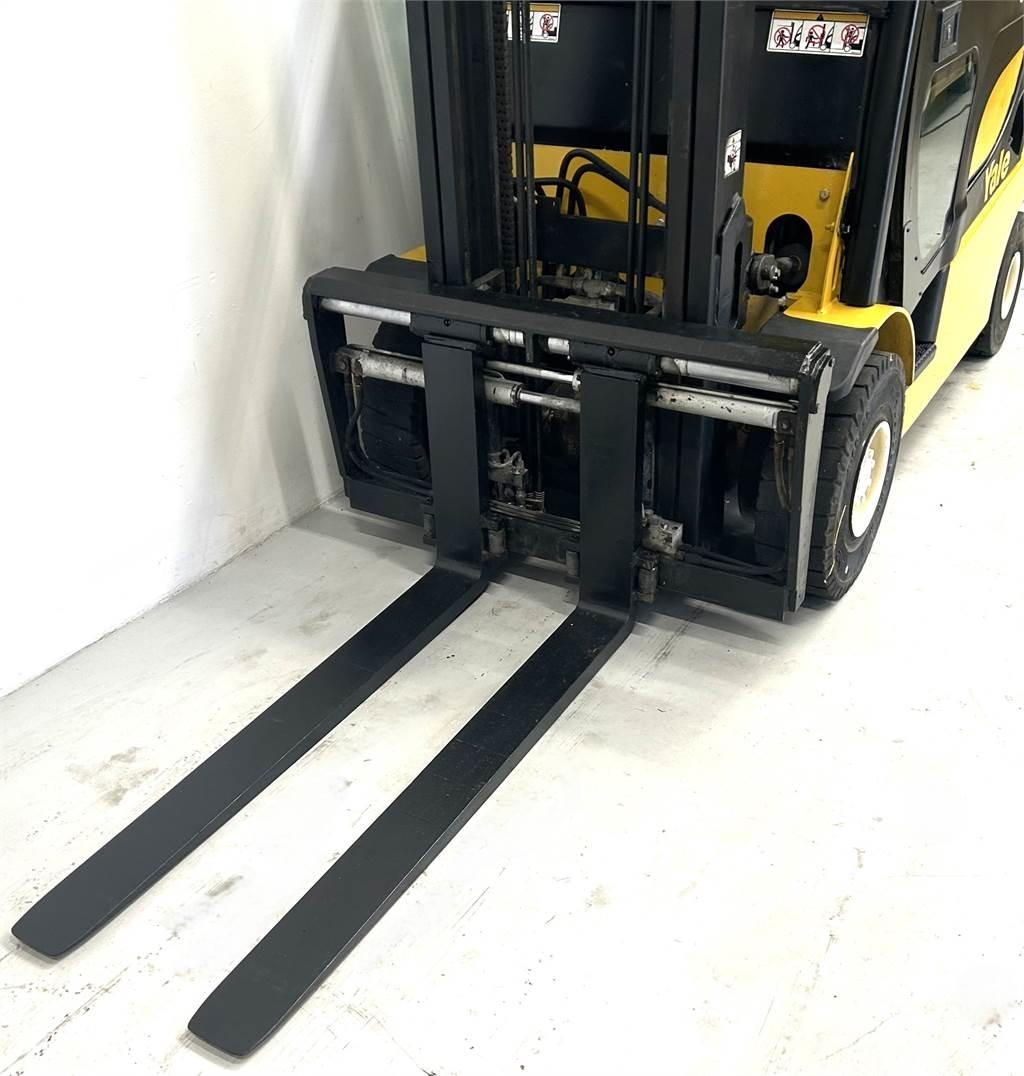Yale GDP25LX Carrelli elevatori diesel