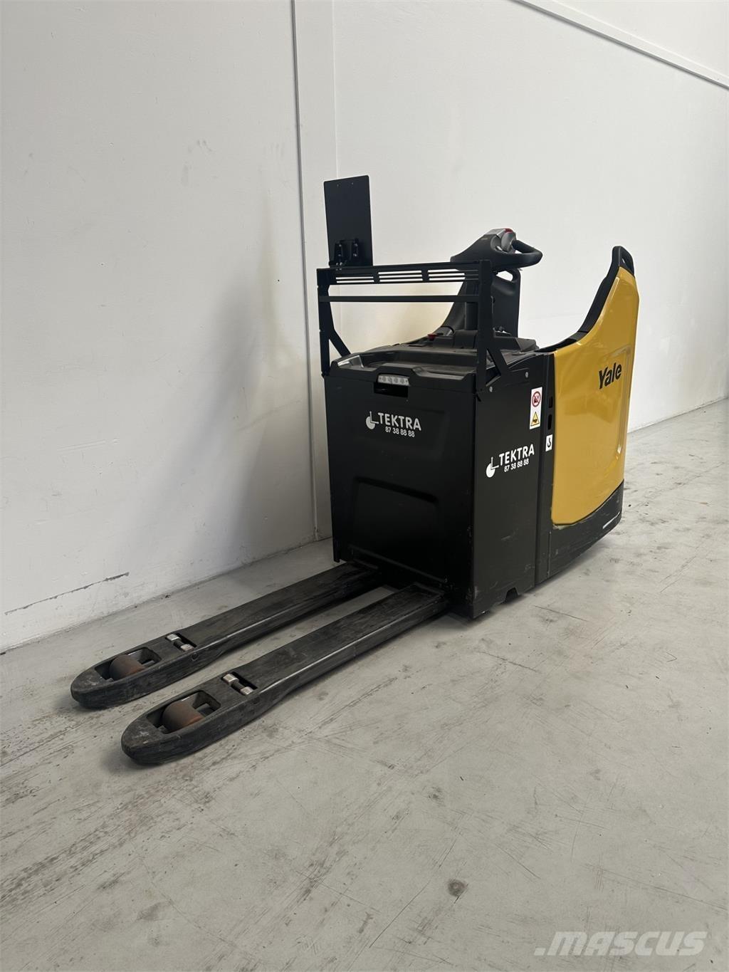 Yale MP20X-E843 Carrelli elevatori bassi a piattaforma