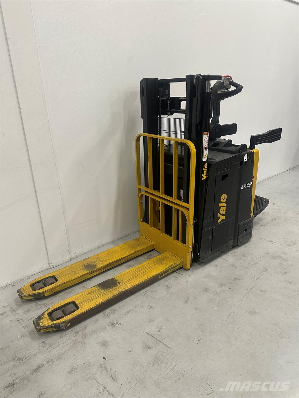 Yale MP20XD Carelli stoccatori  automatici-usati