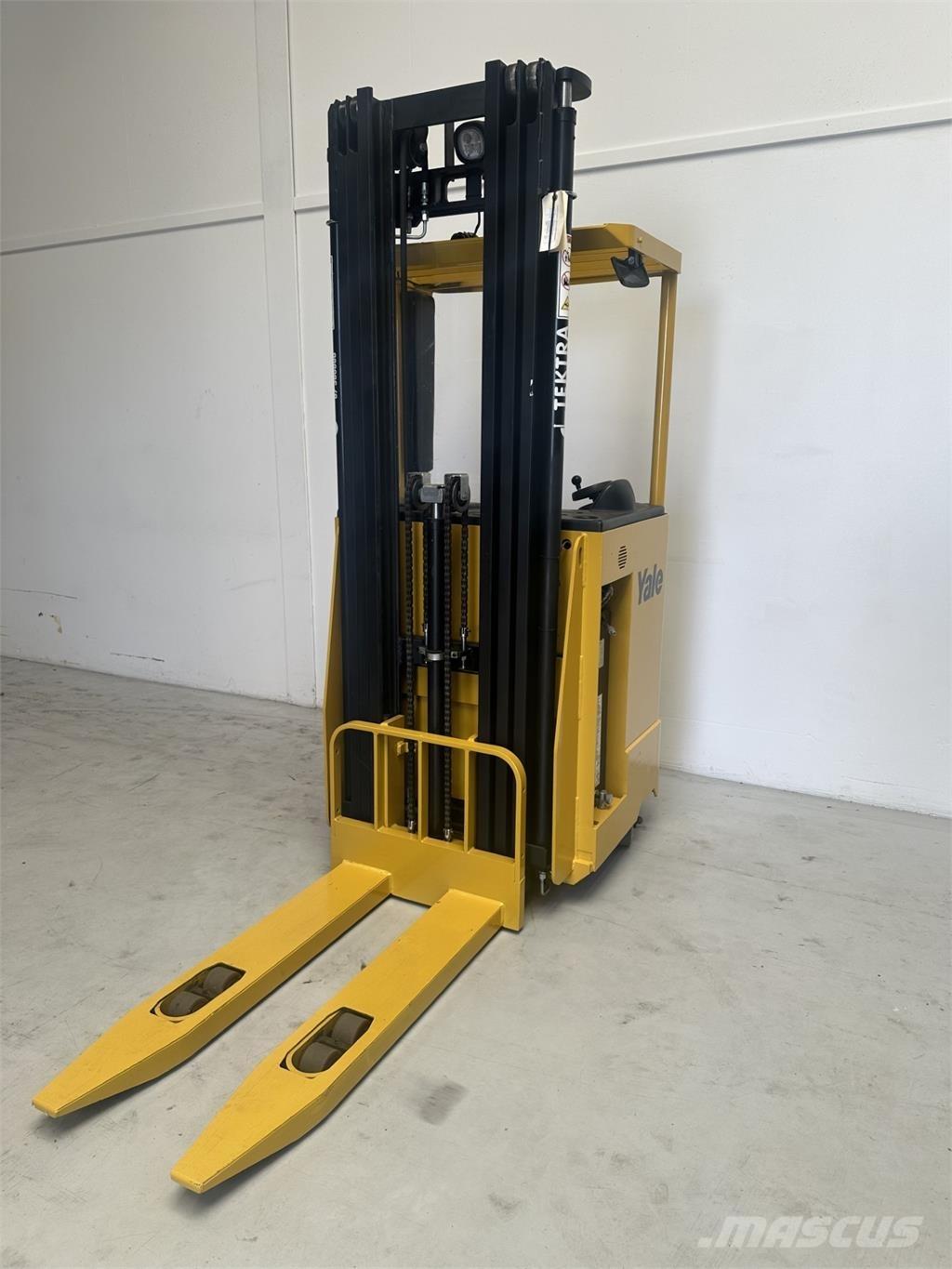 Yale MS15S Carelli stoccatori  automatici-usati