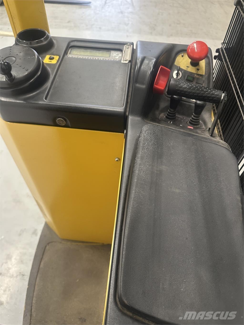 Yale SMS15S Carelli stoccatori  automatici-usati