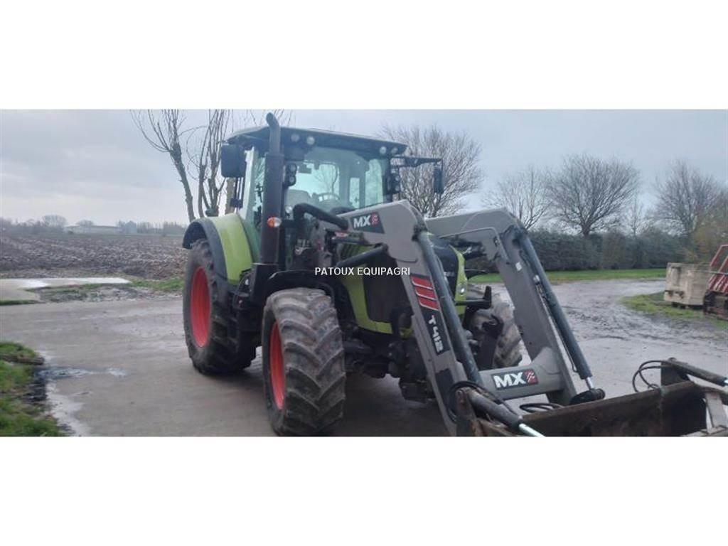 CLAAS ARION 520 Trattori