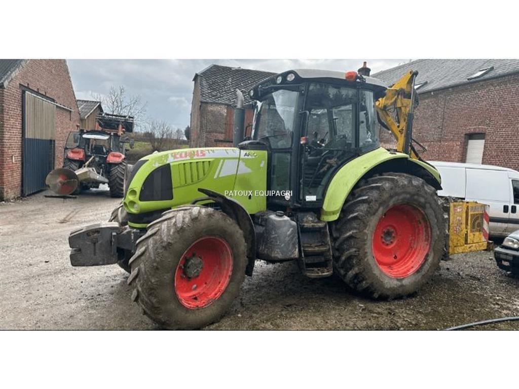 CLAAS ARION 610 Trattori