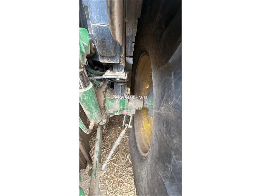 John Deere 6130R Trattori