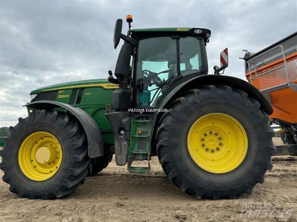 John Deere 6R250 Trattori