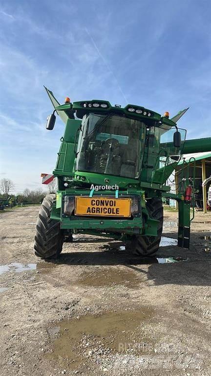 John Deere S670 Mietitrebbiatrici